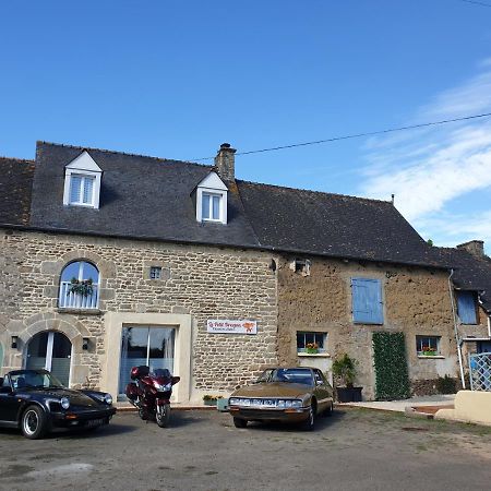 Le Petit Dragon Bed & Breakfast Plumaudan ภายนอก รูปภาพ